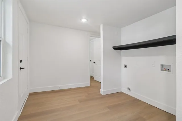 $289,000 | 1105 North Sylvania Avenue, Fort Worth, TX 76111