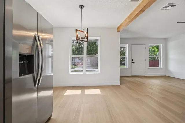 $289,000 | 1105 North Sylvania Avenue, Fort Worth, TX 76111