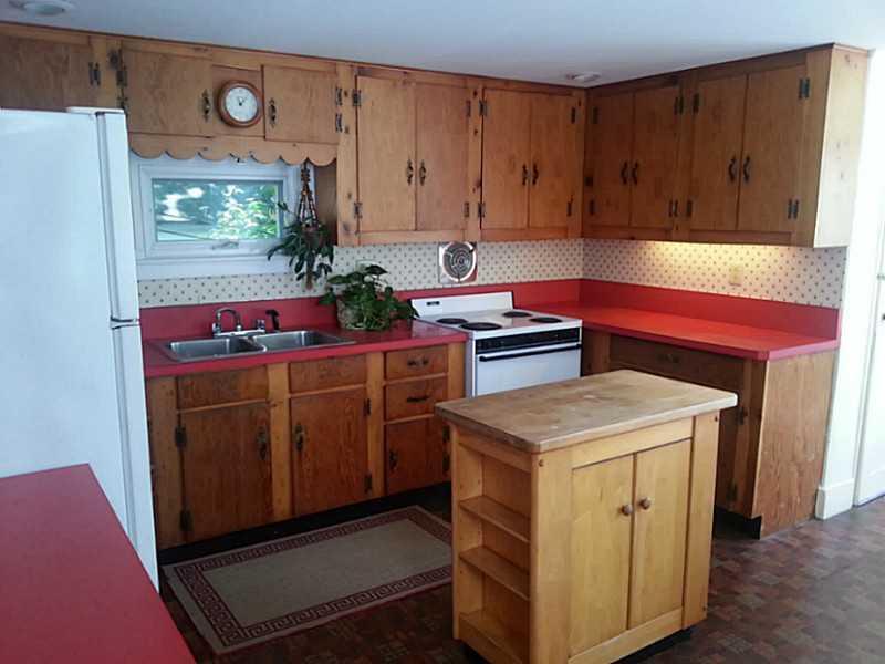 345 Front Street Bath, ME 04530 - Photo 7 of 33 Kitchen.