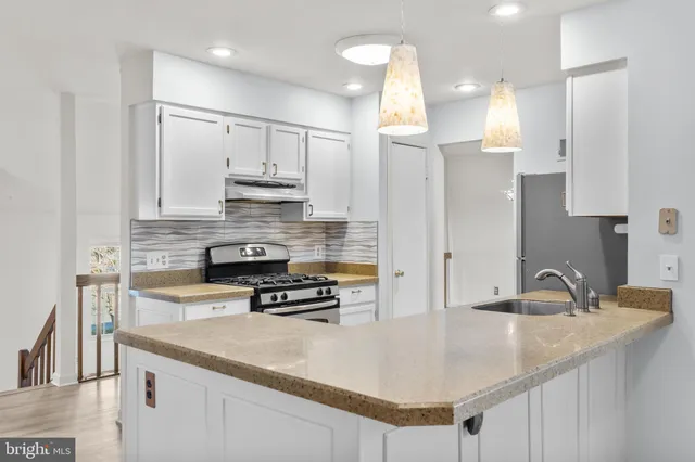 $745,000 | 5515 Buggy Whip Drive, Centreville, VA 20120