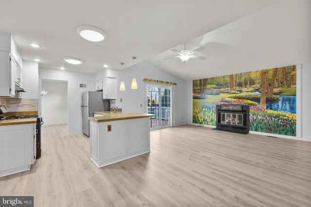 $745,000 | 5515 Buggy Whip Drive, Centreville, VA 20120