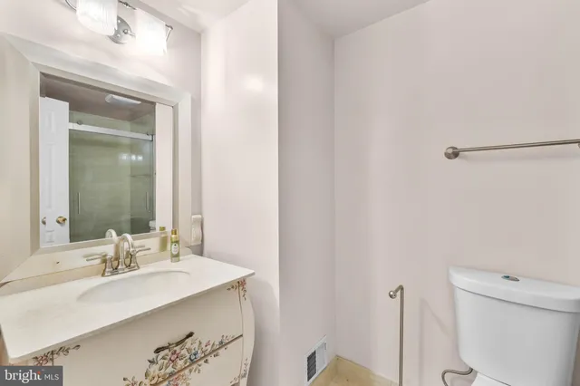 $745,000 | 5515 Buggy Whip Drive, Centreville, VA 20120