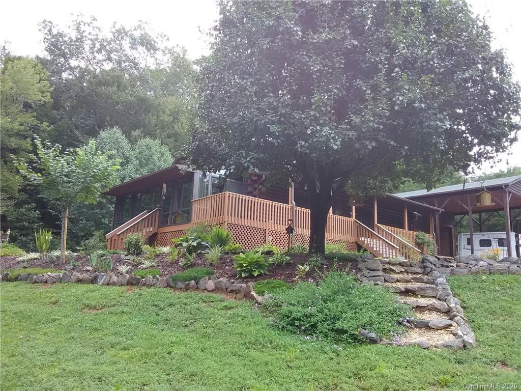 308 Cinnamon Ridge Rutherfordton, NC 28139 - Photo 3 of 19 front view of a house with a yard