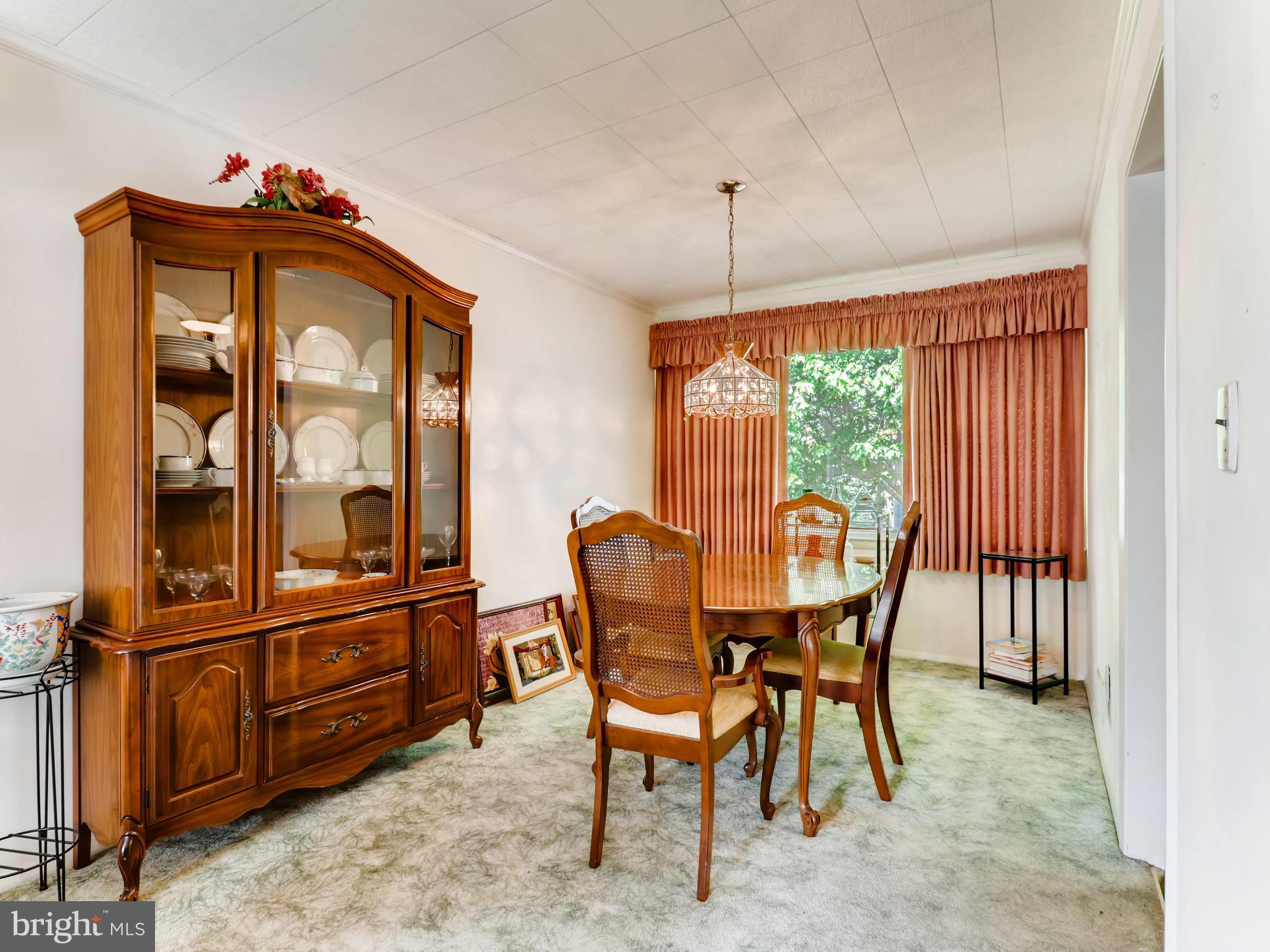 9137 Covered Bridge Road Baltimore, MD 21234 - Photo 8 of 28 Gallery Image 8