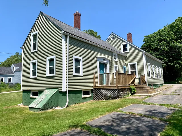 $225,000 | 14 3rd Street, Eastport, ME 04631