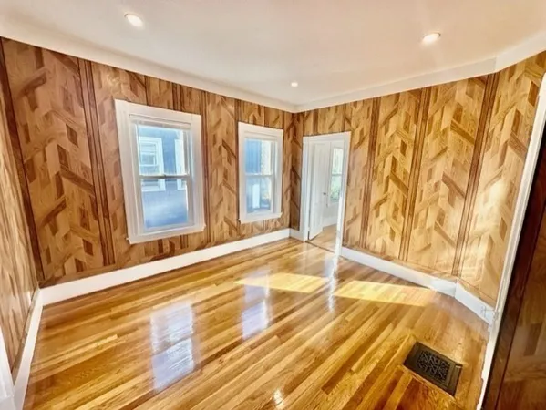 $4,200 | 14-16 Stanford Terrace, Unit 2, Somerville, MA 02143