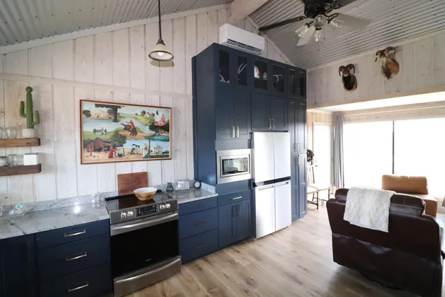 $1,999,000 | 45200 Rr 674, Brackettville, TX 78832