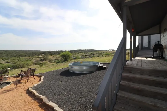 $1,999,000 | 45200 Rr 674, Brackettville, TX 78832