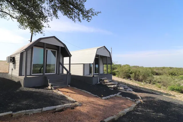 $1,999,000 | 45200 Rr 674, Brackettville, TX 78832
