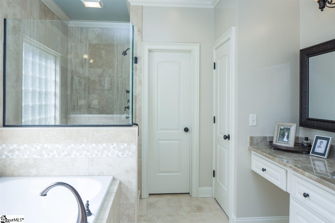 612 Foxcroft Road Greenville, SC 29615 - Photo 11 of 26 Gallery Image 11