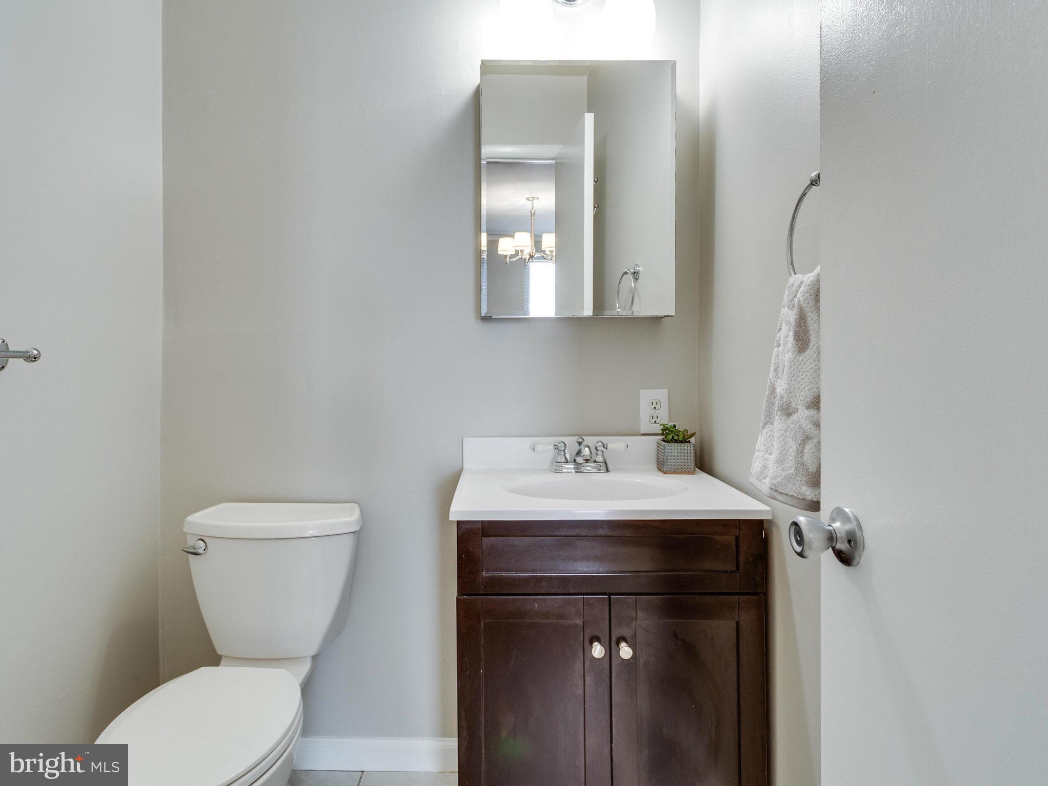 8310 Tobin Road, Unit 34 Annandale, VA 22003 - Photo 13 of 30 Bath (Master)