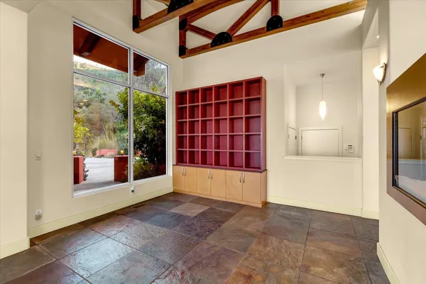 $1,800,000 | 15000 Middletown Park Drive, Redding, CA 96001