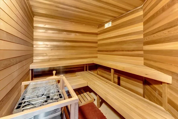 $1,800,000 | 15000 Middletown Park Drive, Redding, CA 96001