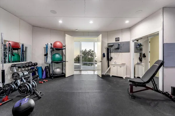 $1,800,000 | 15000 Middletown Park Drive, Redding, CA 96001