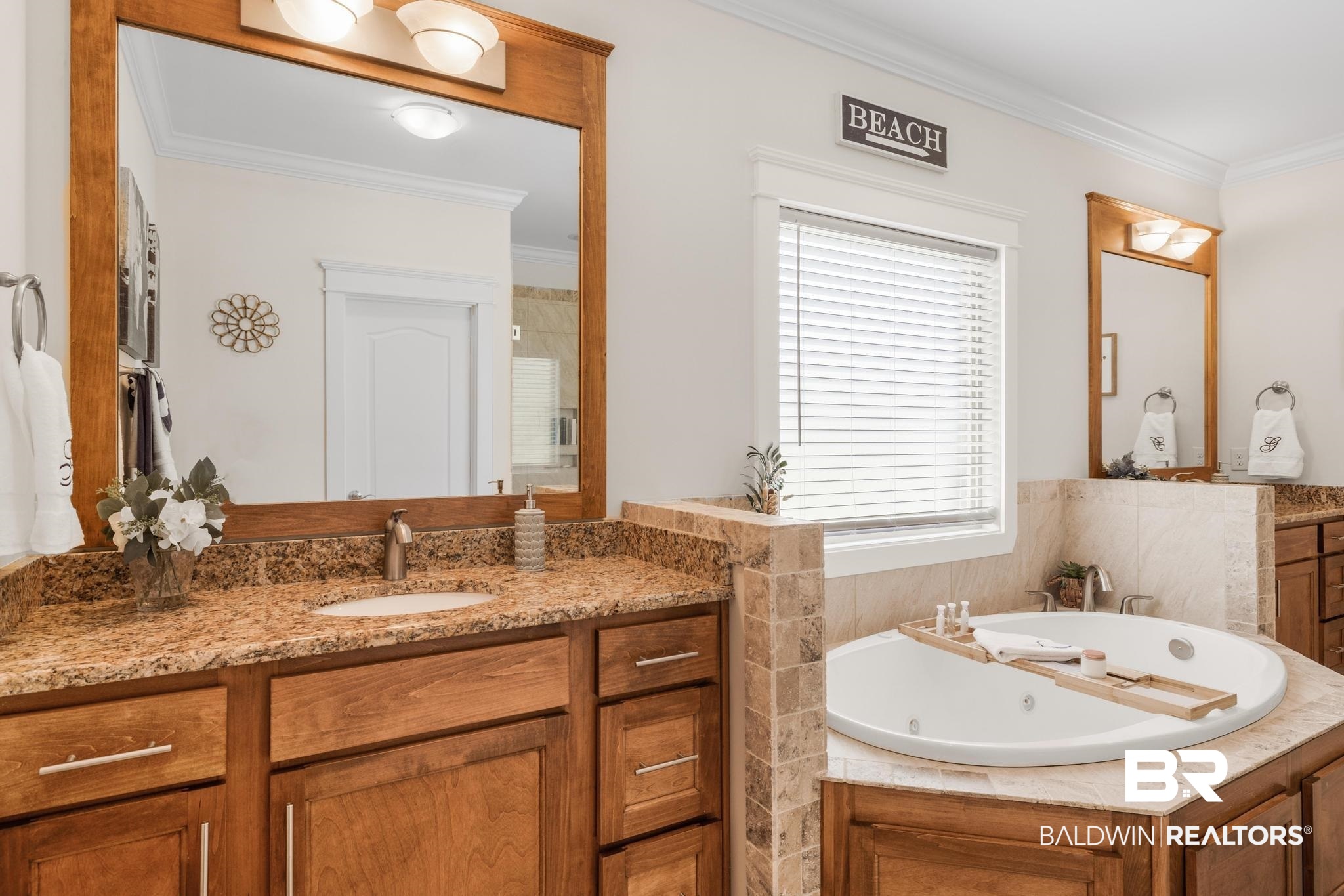 31806 Bobwhite Road Daphne, AL 36527 - Photo 22 of 59 Master Bath