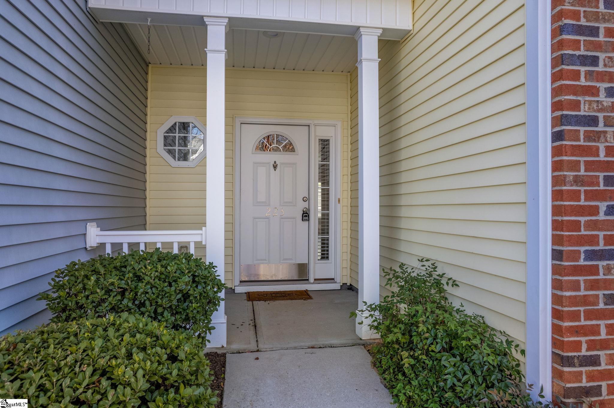 223 Cedar Crossing Lane Greenville, SC 29615 - Photo 5 of 40