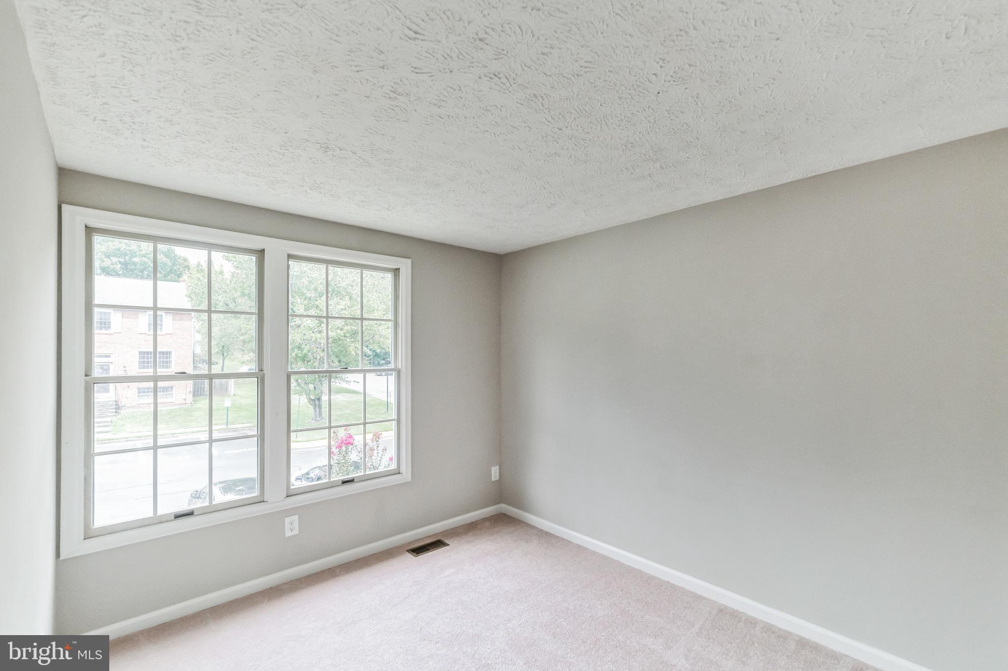 503 Cross Ridge Court Stafford, VA 22554 - Photo 16 of 26 Large windows let in natural light
