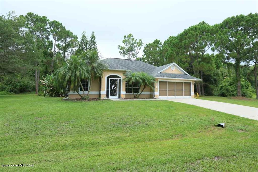 258 Dobbins Road Northwest Palm Bay, FL 32907 - Photo 2 of 24 2