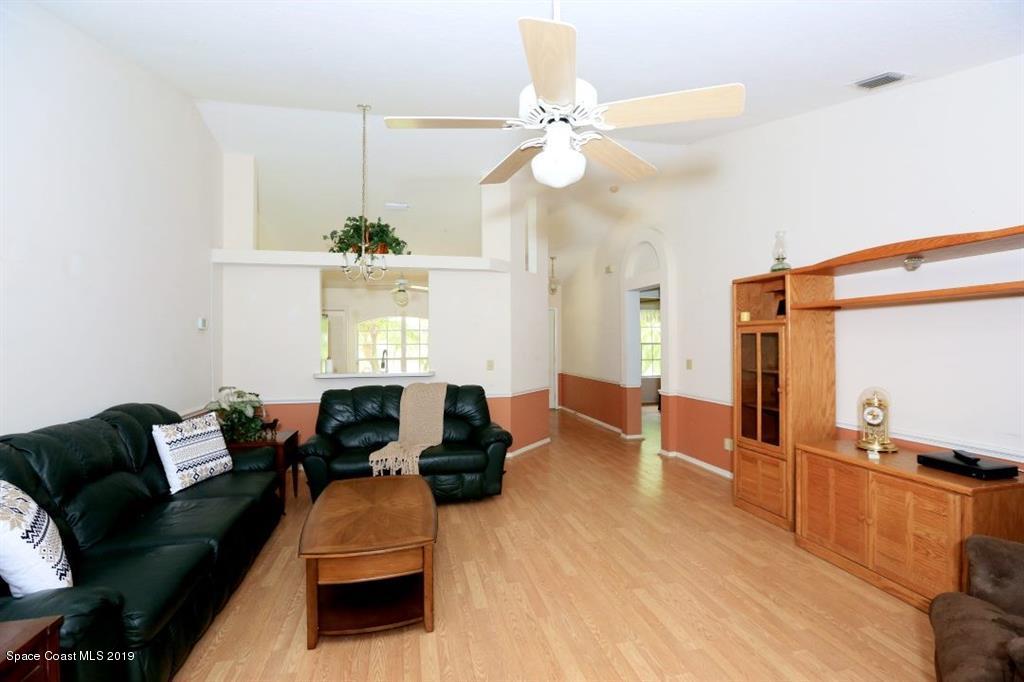 258 Dobbins Road Northwest Palm Bay, FL 32907 - Photo 4 of 24 4