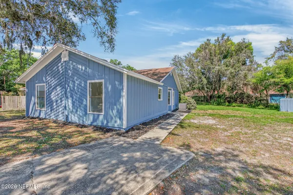 $315,000 | 1091 Willow Cove Court West, Jacksonville, FL 32233