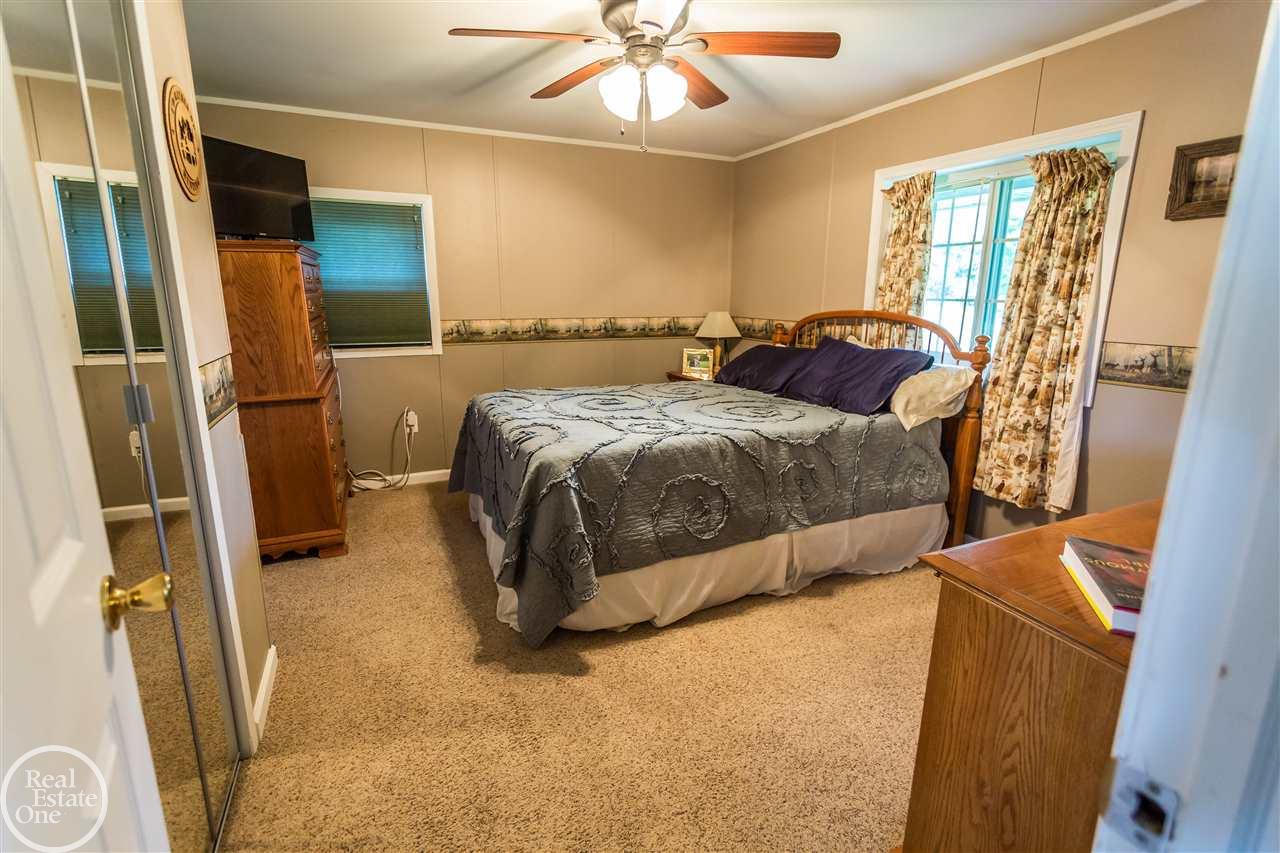 8290 Beard Road Avoca, MI 48006 - Photo 62 of 65 31389249-61.JPG