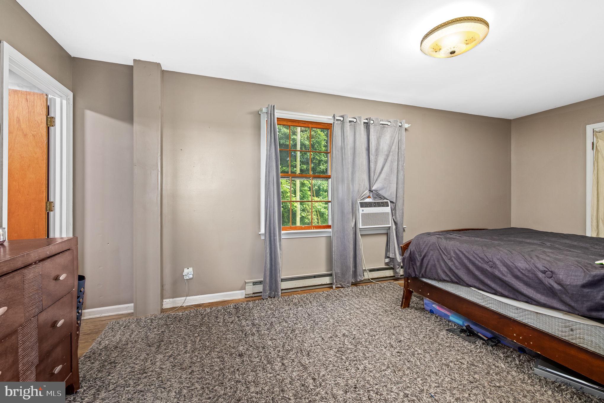 438 Antioch Road Warsaw, VA 22572 - Photo 24 of 26 Lower Bedroom