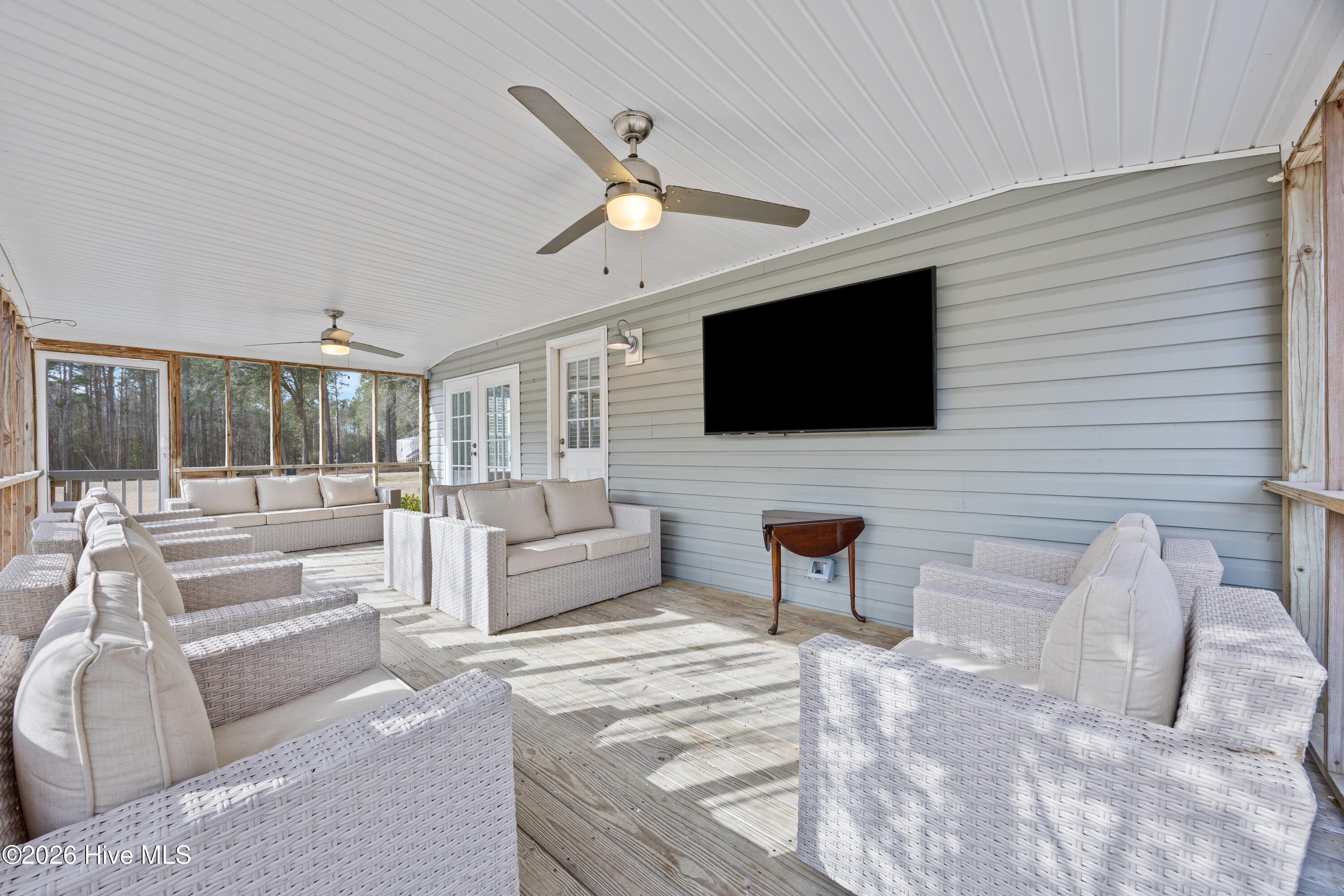 1772 Maco Road Northeast Leland, NC 28451 - Photo 26 of 43 Large Screened in Porch