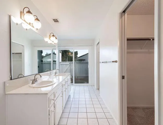 a view of an empty room with window