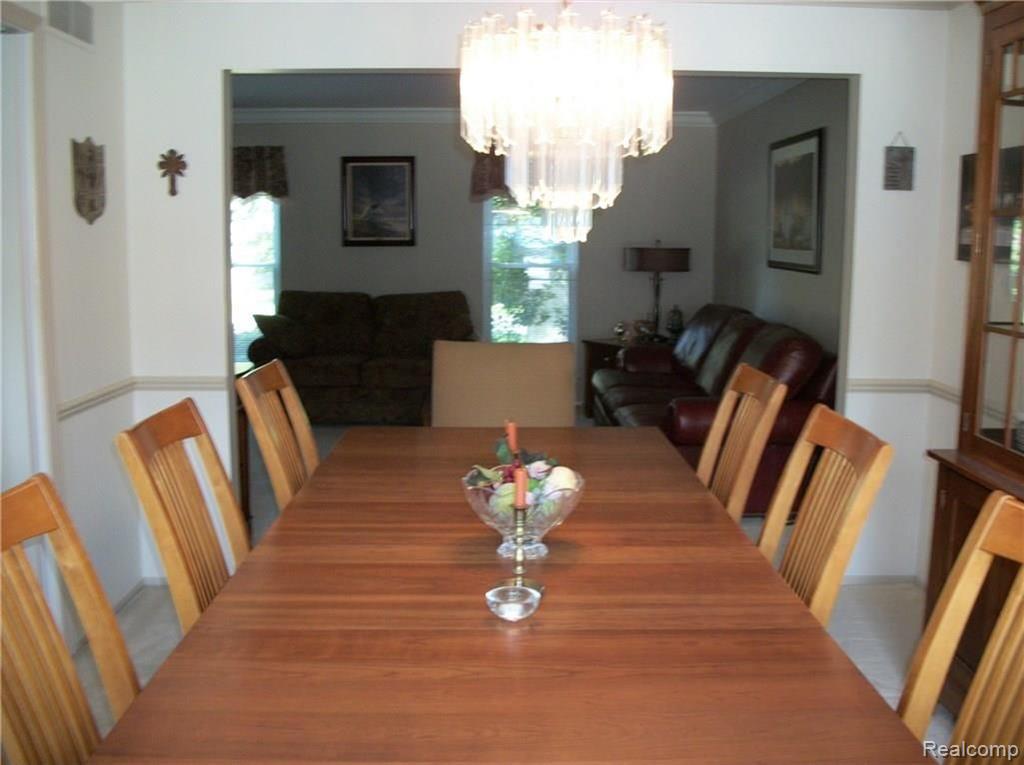 36125 Fredericksburg Road Farmington Hills, MI 48331 - Photo 19 of 63