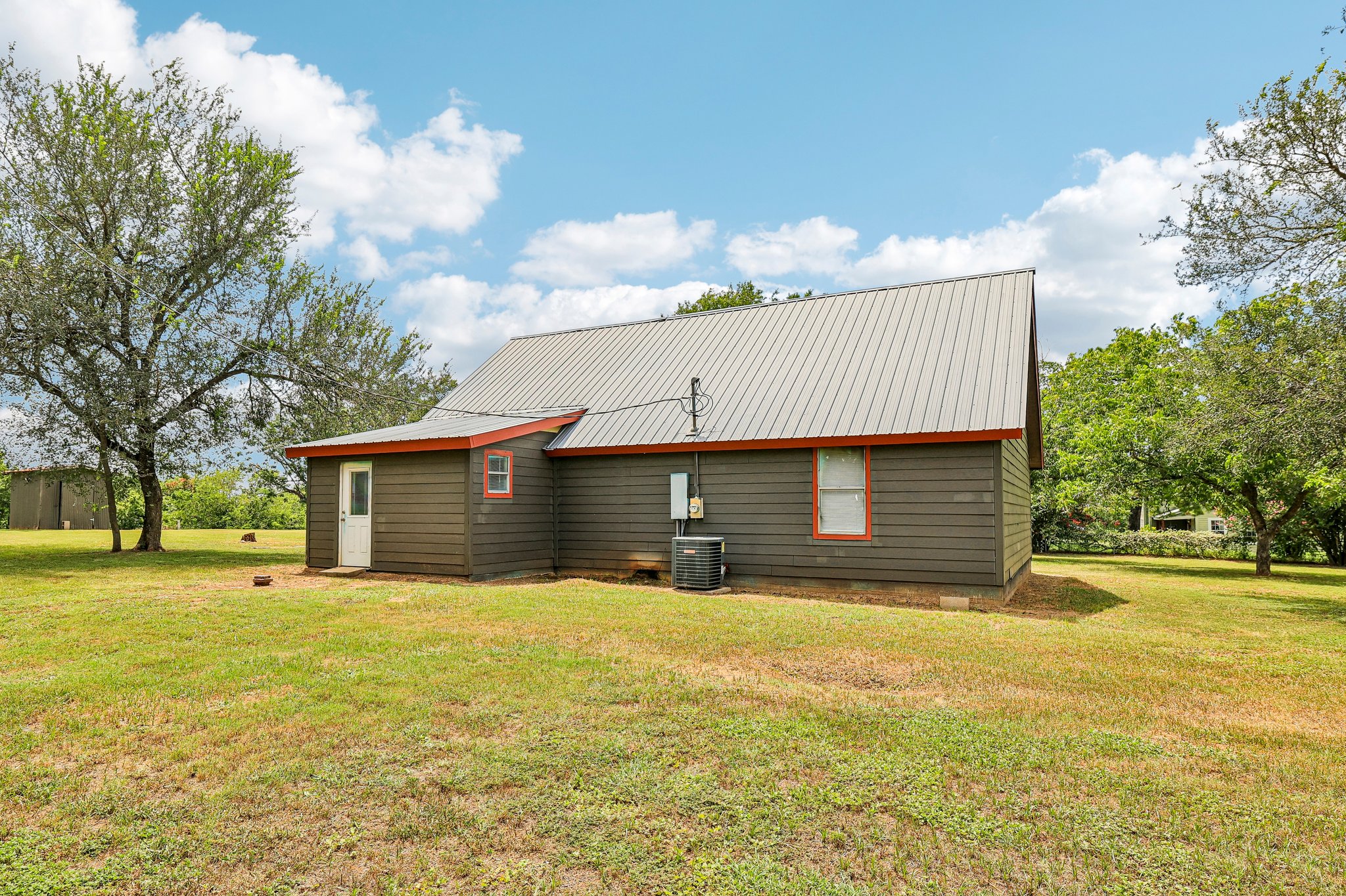 122 Dodd Preston Road Elgin, TX 78621 - Photo 34 of 37