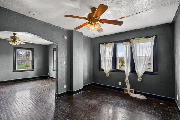 $134,900 | 226 East High Street, Jackson, MI 49203
