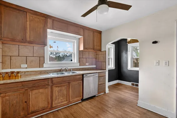 $134,900 | 226 East High Street, Jackson, MI 49203