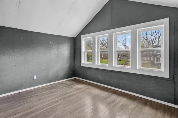 $134,900 | 226 East High Street, Jackson, MI 49203