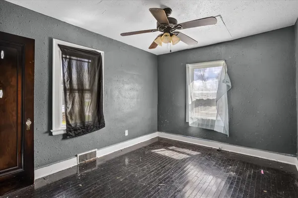 $134,900 | 226 East High Street, Jackson, MI 49203