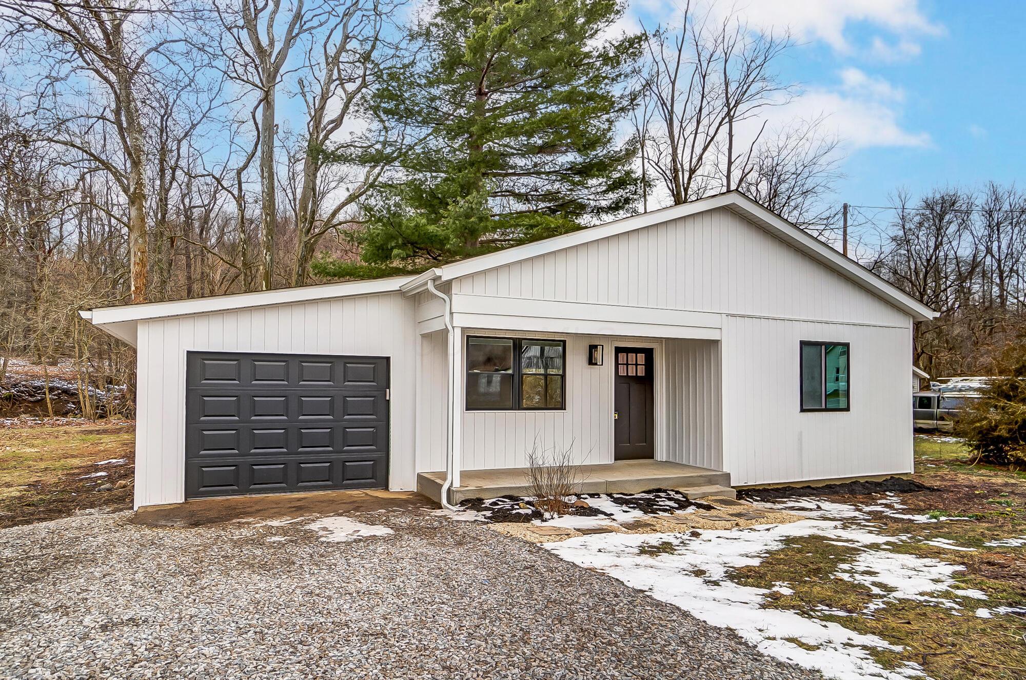 6876 Columbus Road Centerburg, OH 43011 - Photo 1 of 46 002