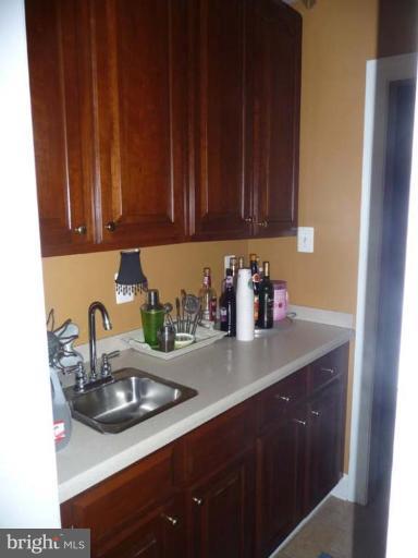 18301 Wickham Road Olney, MD 20832 - Photo 14 of 30 Wet Bar