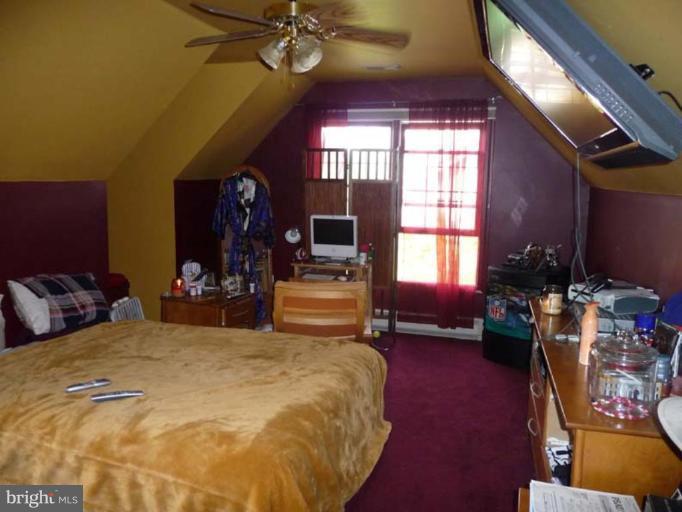18301 Wickham Road Olney, MD 20832 - Photo 21 of 30 Bedroom 3