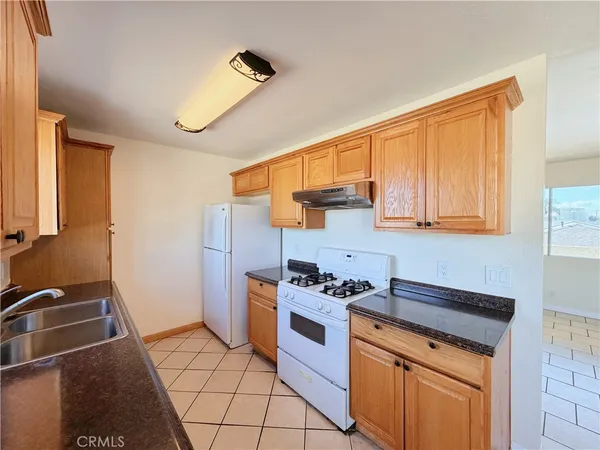 $2,500 | 5834 Ferguson Drive, Unit B, Commerce, CA 90022