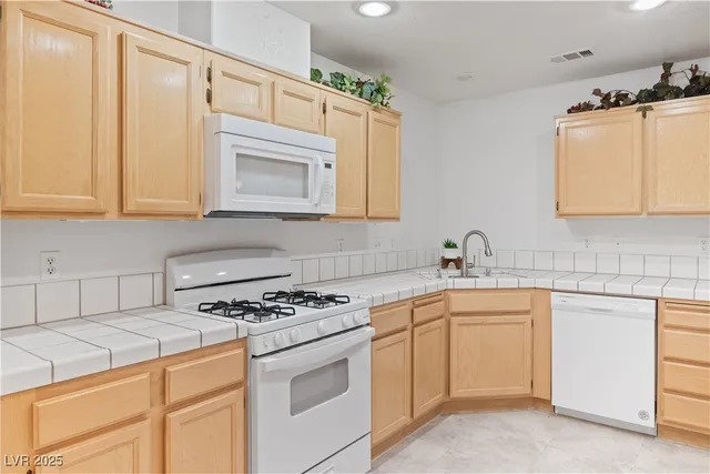 $229,500 | 2157 Camel Mesa Drive, Laughlin, NV 89029