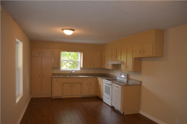 110 Shorter Road Lebanon, TN 37090 - Photo 7 of 16 Kitchen is spacious and includes new appliances and laminate flooring. Would also accommodate and island if wanted.