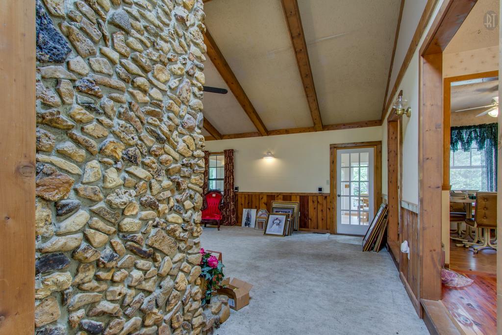 205 Coble Road Hohenwald, TN 38462 - Photo 4 of 21 Gallery Image 4
