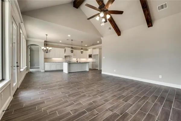 $2,995 | 101 Maverick Court, Granbury, TX 76049