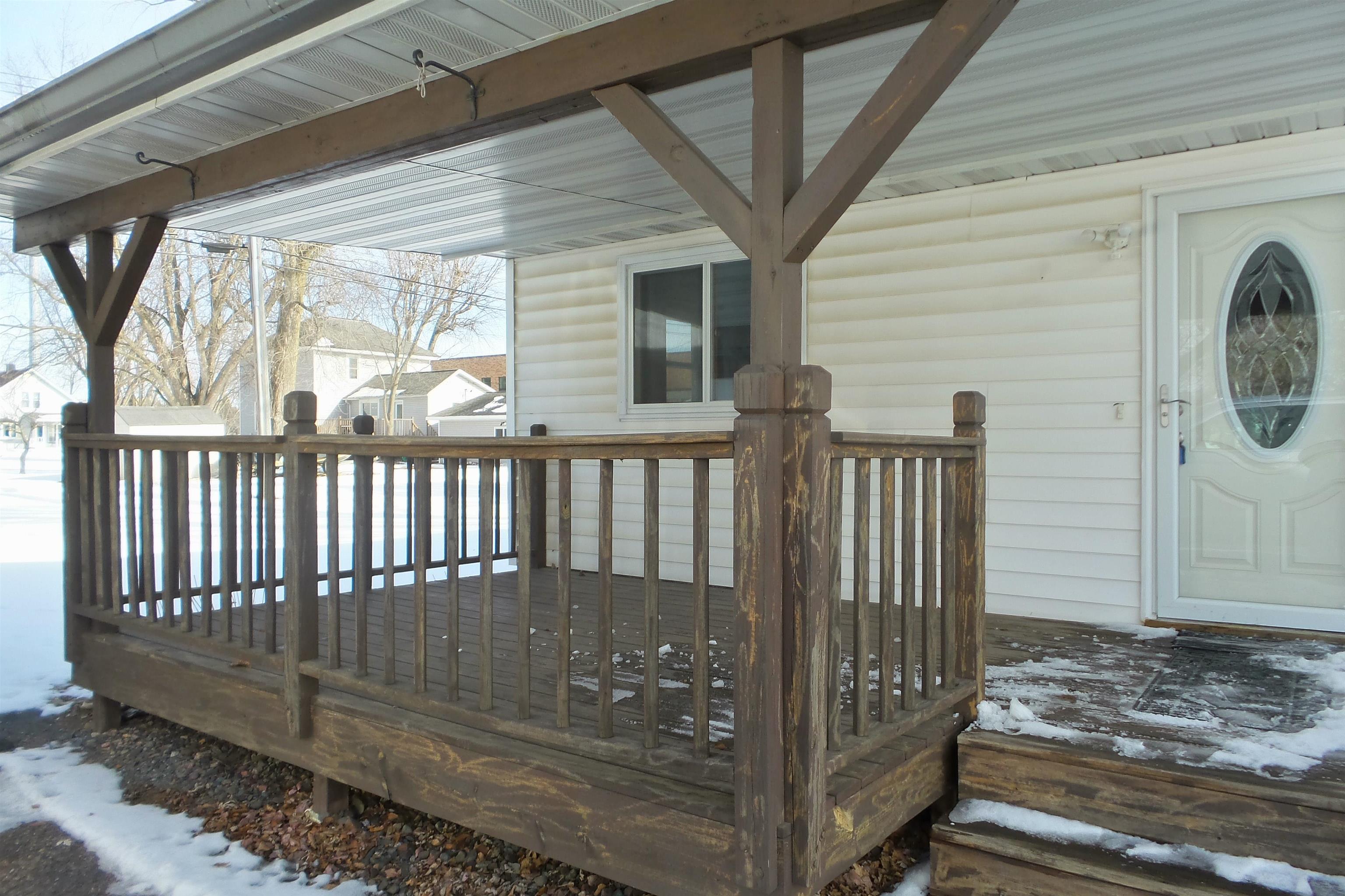 122 West Spruce Street Abbotsford, WI 54405 - Photo 5 of 30