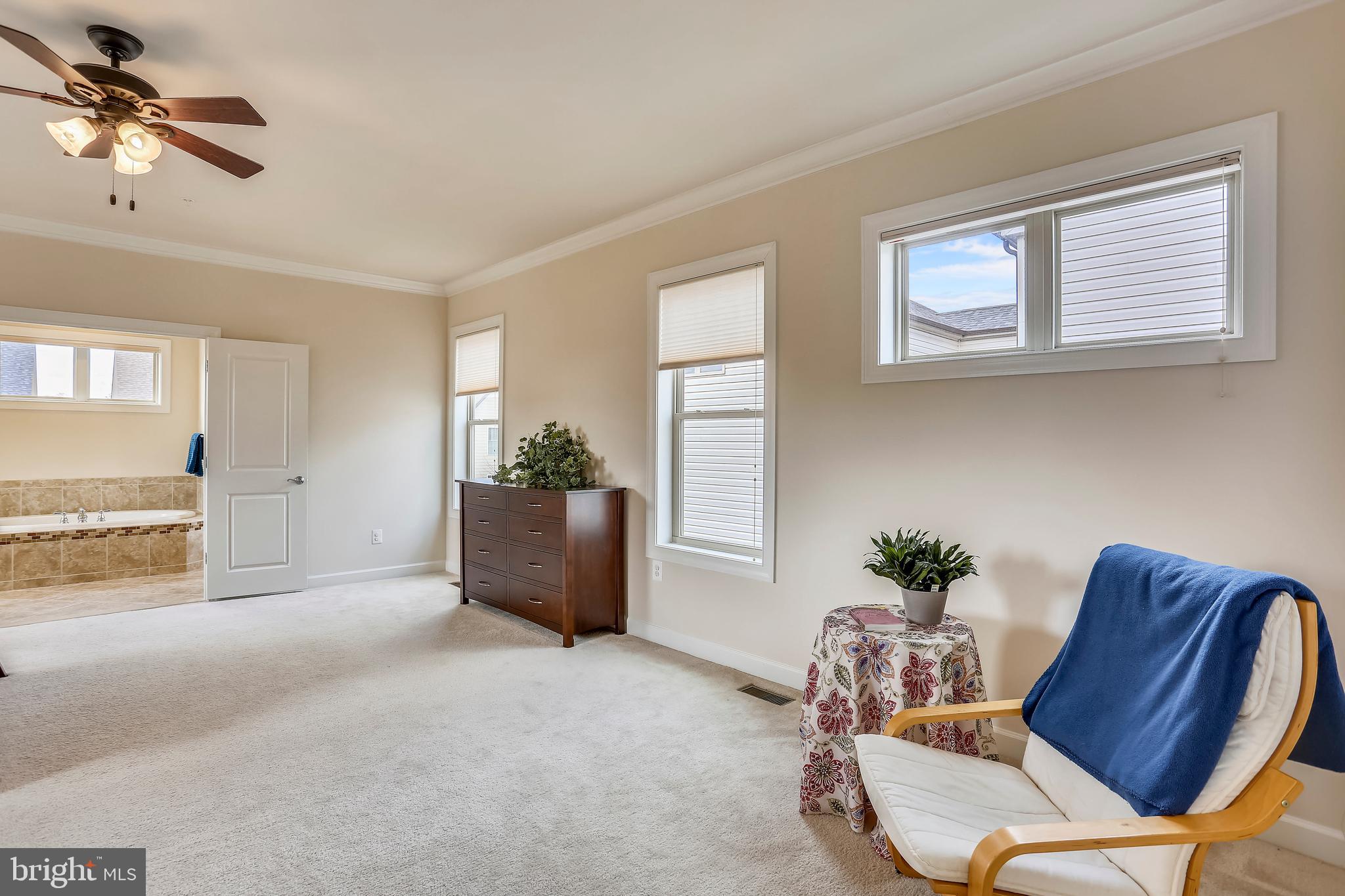 13618 Alderton Road Silver Spring, MD 20906 - Photo 29 of 57 Master Bedroom sitting area