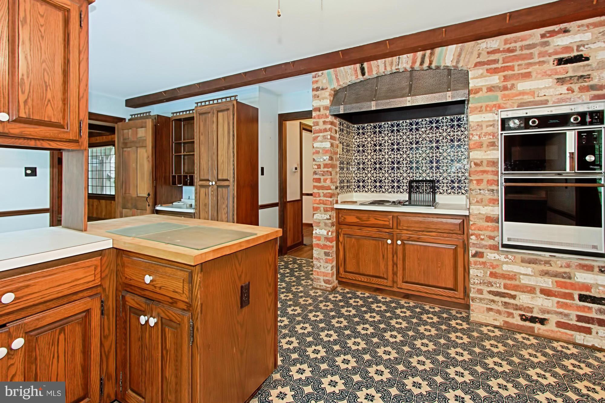 6106 Yates Ford Road Manassas, VA 20111 - Photo 14 of 30 Kitchen
