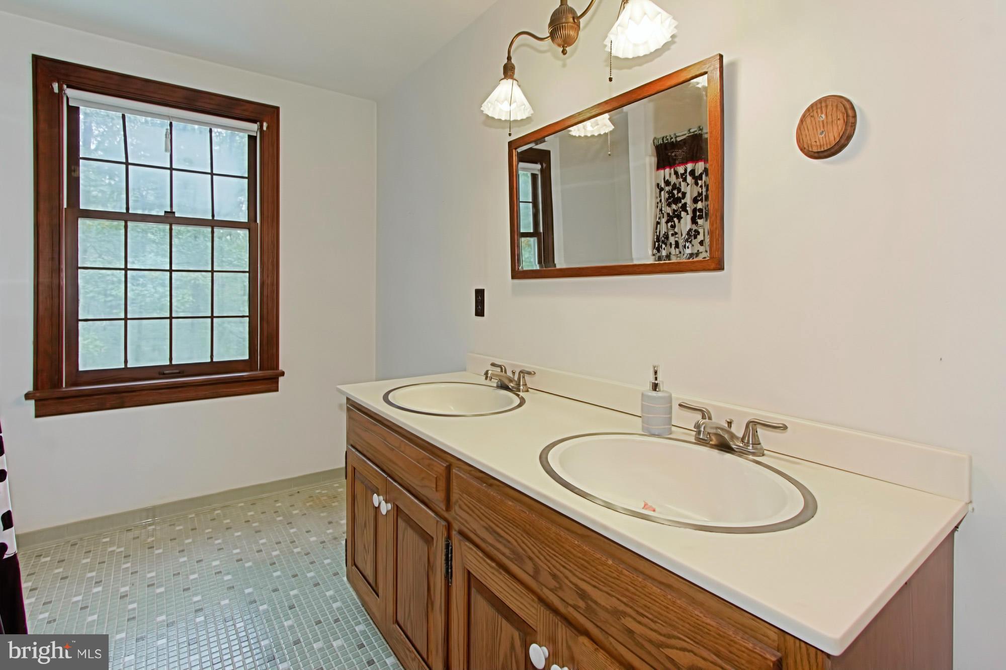 6106 Yates Ford Road Manassas, VA 20111 - Photo 25 of 30 Bath
