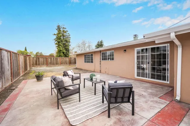 $899,950 | 27669 Loyola Avenue, Hayward, CA 94545