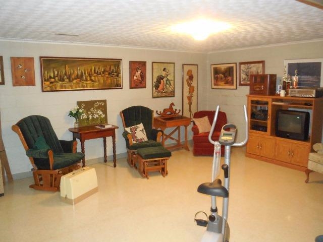 1509 7th Street Northwest Clinton, IA 52732 - Photo 15 of 19 Gallery Image 15