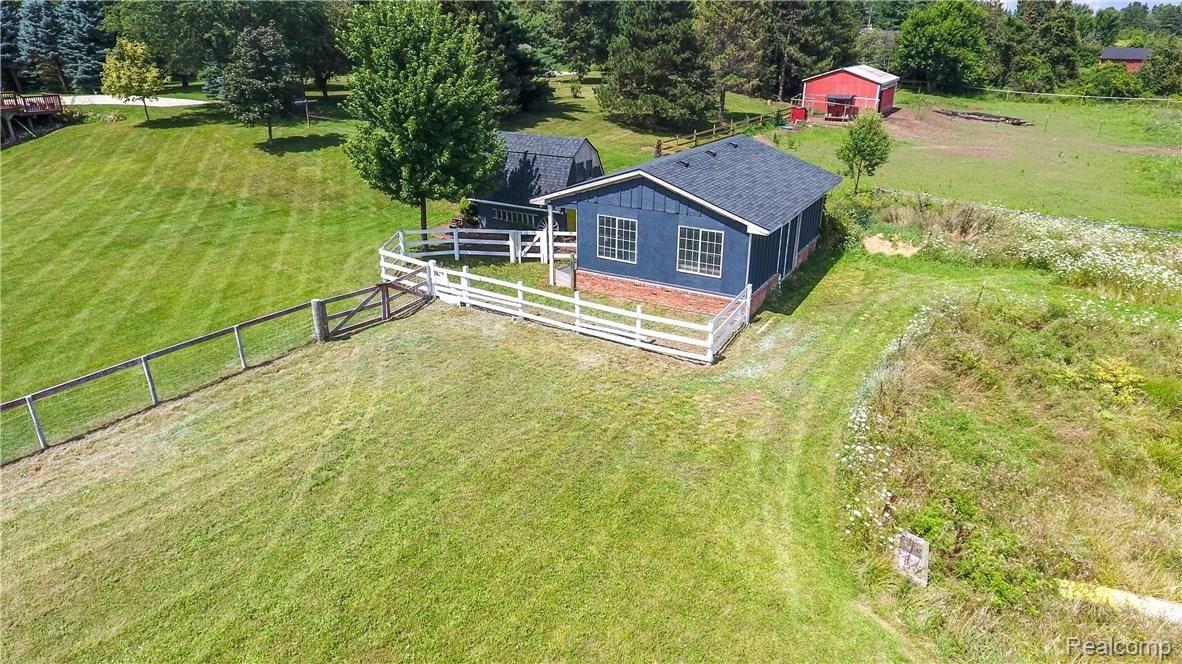 5955 Thomas Road Oxford, MI 48371 - Photo 35 of 46 DJI_0230.jpg