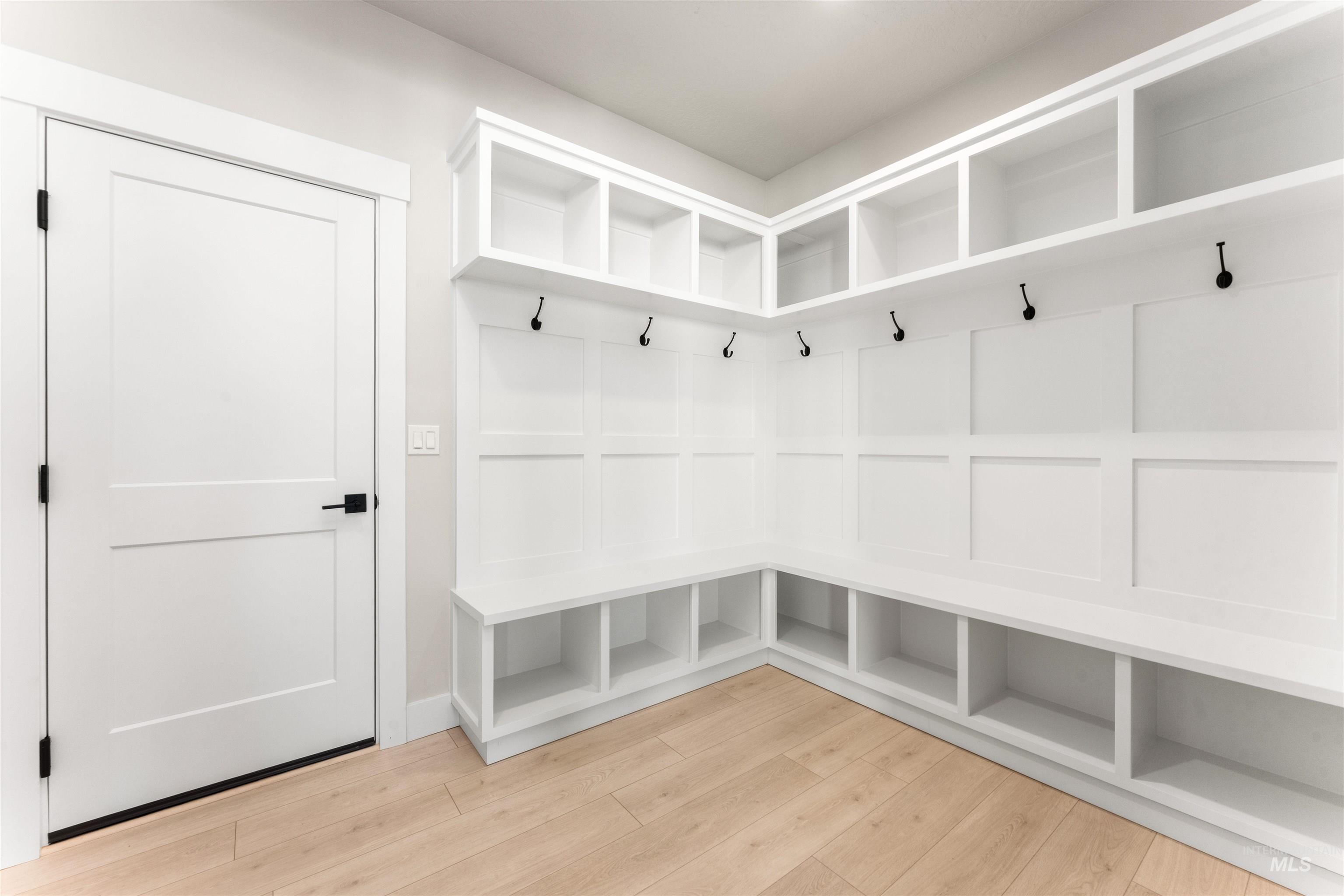 8084 Tandy Cv Street Middleton, ID 83644 - Photo 40 of 46 Mudroom with light wood-style flooring